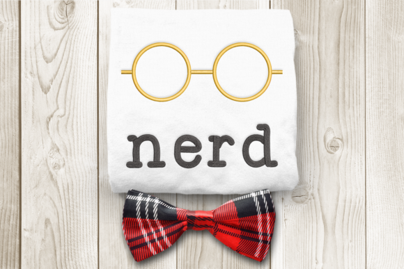 Round Nerd Glasses: A Charming Embroidery Design